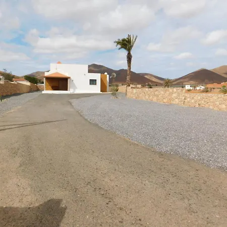 בית נופש Casa La Florida Tuineje